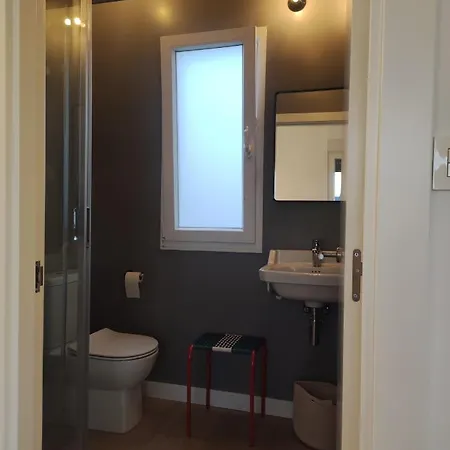 Bonito Estudio Con Garaje